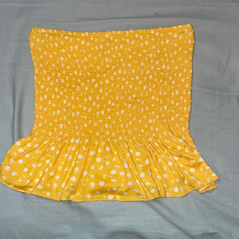 Flower print strapless top!